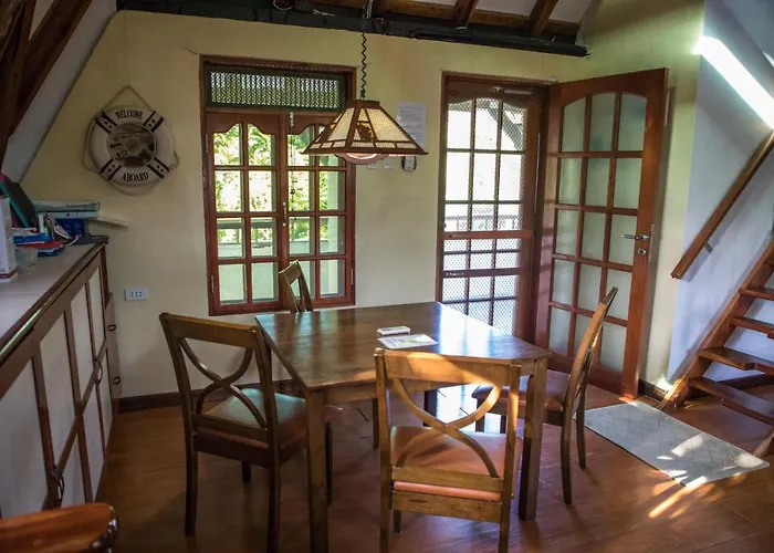 Aabana & Watersport Resort Malapascua